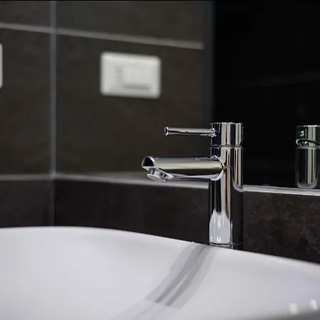 Apartament Via Morghen 63 Neapol